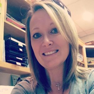 Meet your Posher, Stefanie